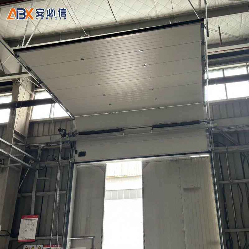 温州市铝板滑升门